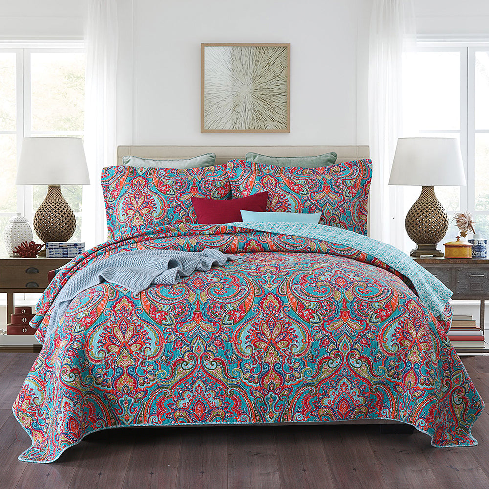 100% cotton Patchwork Coverlet Bedspread with vintage design